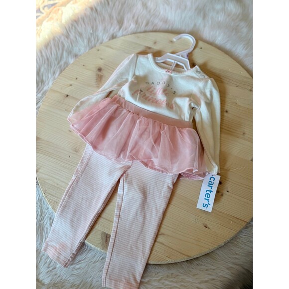 Carters outfit - Picture 2 of 4